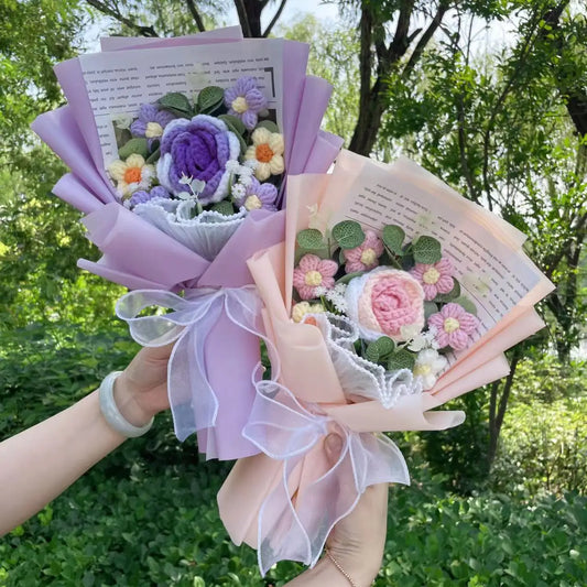 Solo Bloom – Handmade Knitted Flower Bouquet