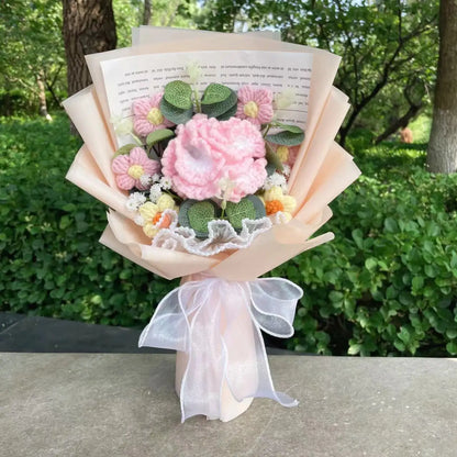 Solo Bloom – Handmade Knitted Flower Bouquet