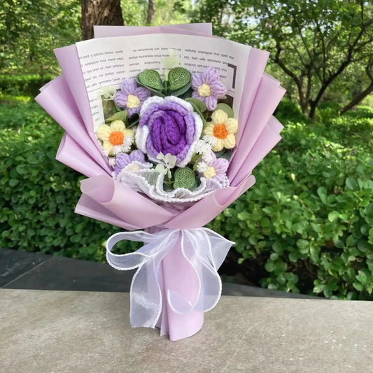 Solo Bloom – Handmade Knitted Flower Bouquet